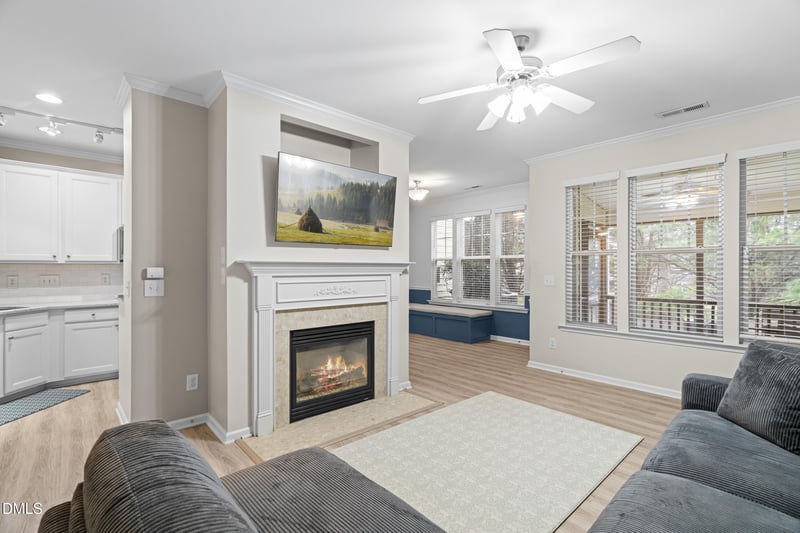 5917 Chivalry Ct, Raleigh, NC 27612