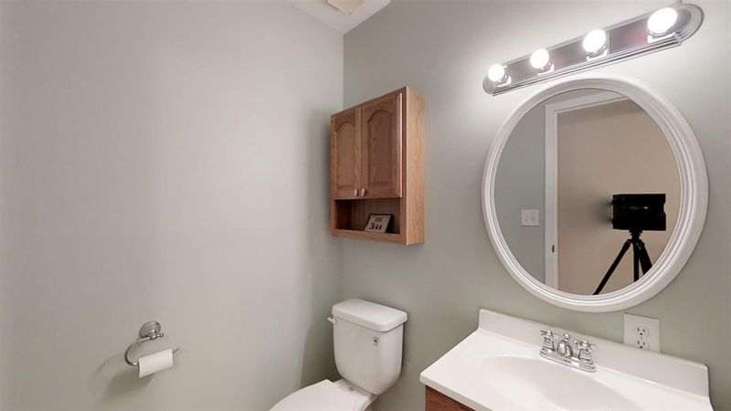 5917 Farm Gate Rd, Raleigh, NC 27606