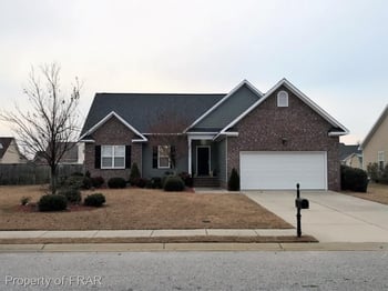 5918 Lillytrotter Dr, Hope Mills, NC 28348