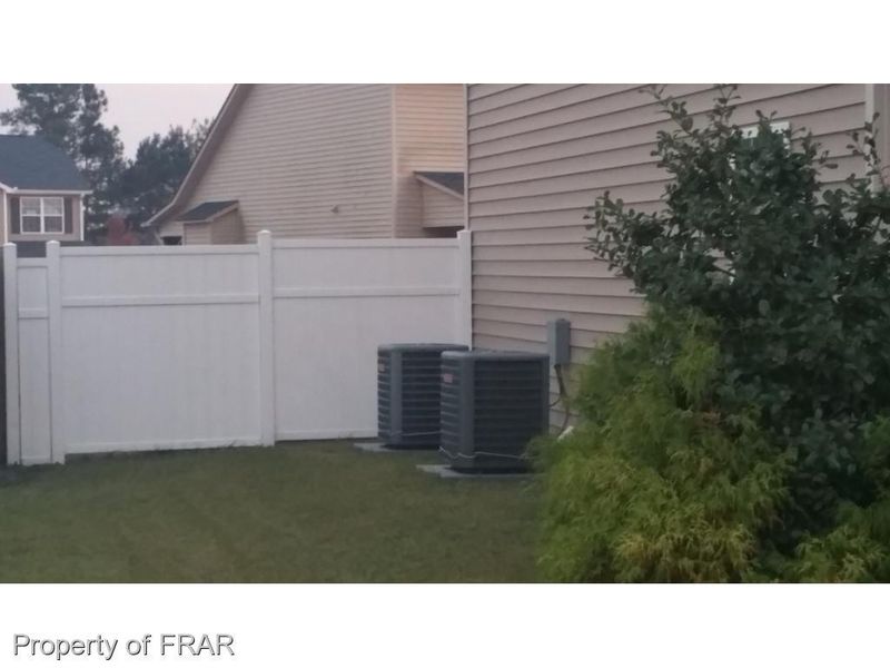 5919 Crown Ridge Ct, Fayetteville, NC 28314