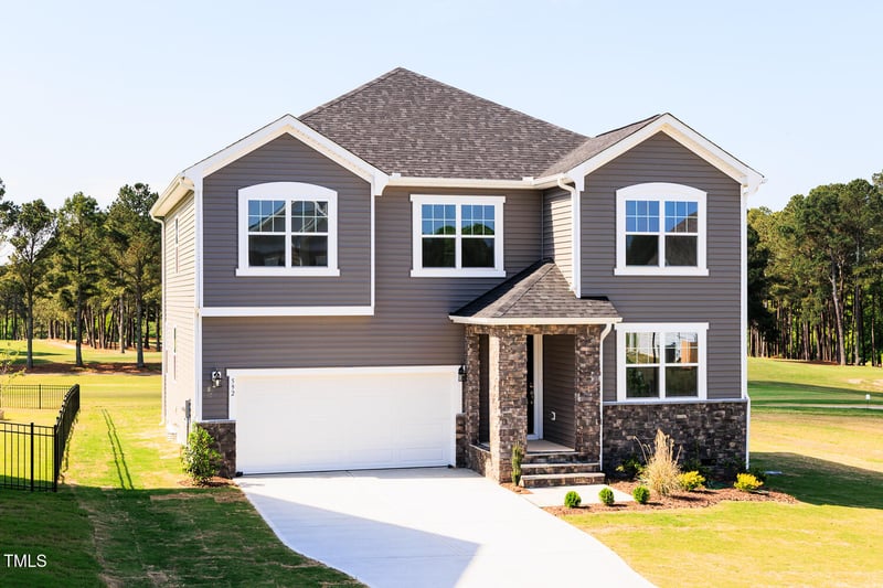 592 Barbour Farm Ln, Four Oaks, NC 27524