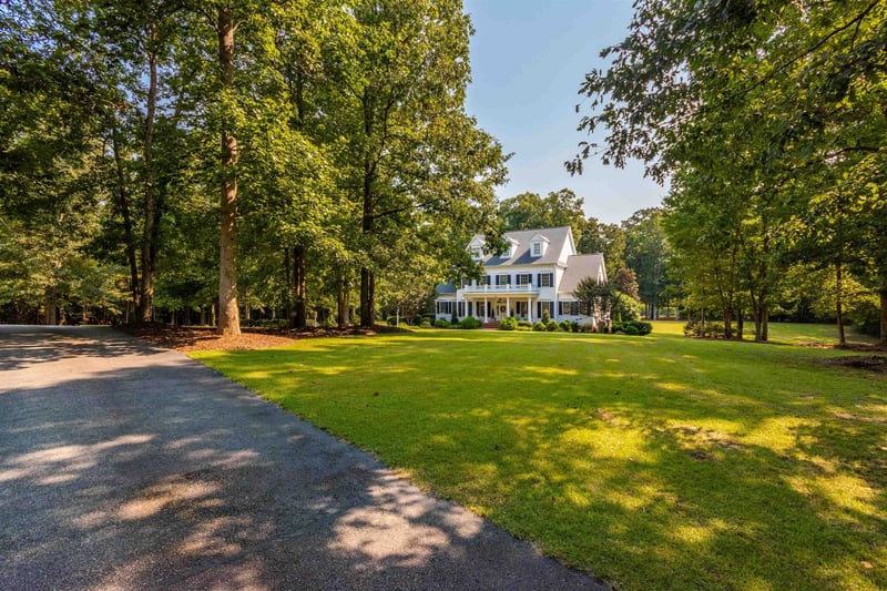 592 Christopher Dr, Clayton, NC 27520