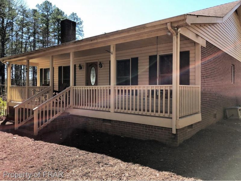592 Peppermill Rd, Sanford, NC 27332