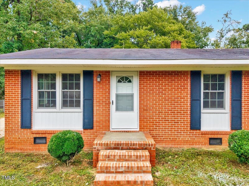 592 Perdues Rd, Louisburg, NC 27549
