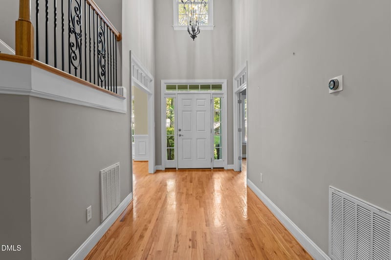 592 Walker Woods Ln, Clayton, NC 27527