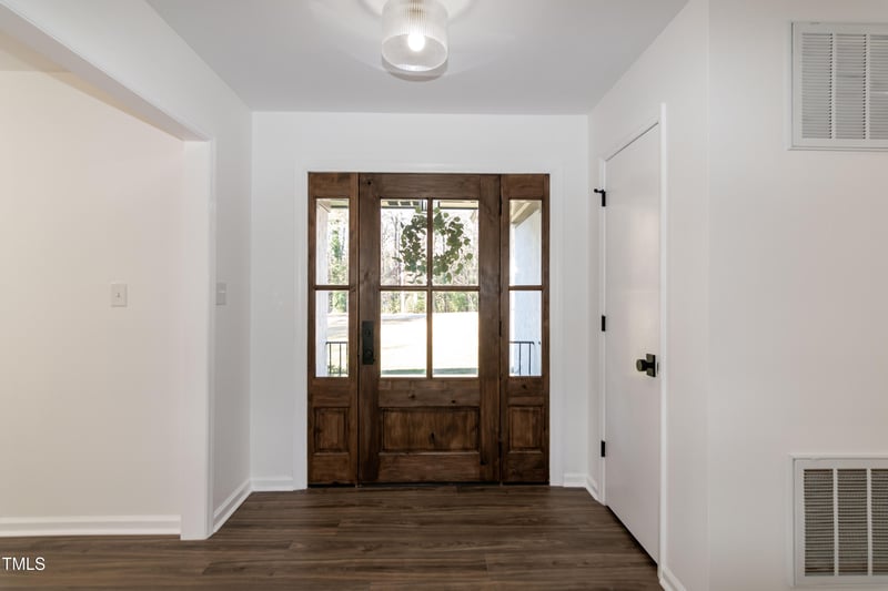 5920 Holly Dr, Raleigh, NC 27616