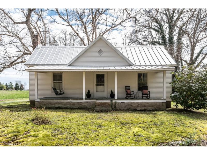 5920 Morrow Mill Rd, Chapel Hill, NC 27516