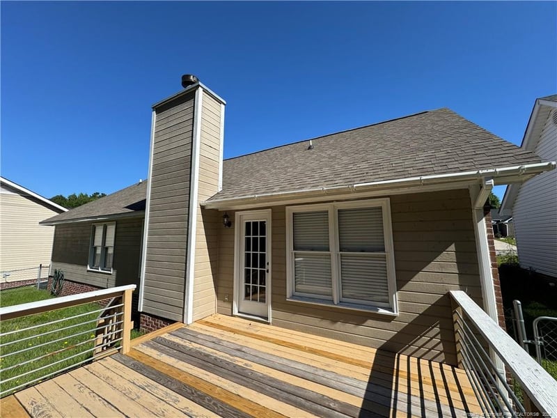 5921 Bloomsbury Dr, Fayetteville, NC 28306