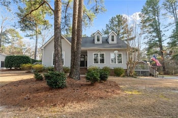 5921 Mockingbird Ln, Sanford, NC 27332