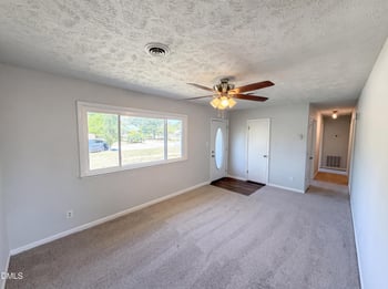 5921 Richfield Ave, Hope Mills, NC 28348