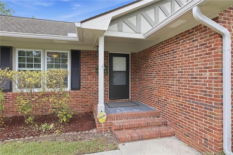 5921 Rustlewood Dr, Fayetteville, NC 28304