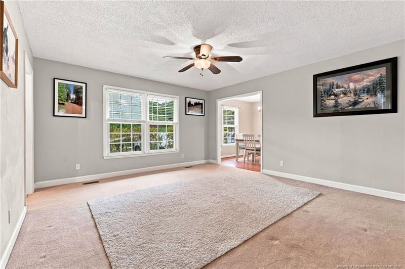 5921 Rustlewood Dr, Fayetteville, NC 28304