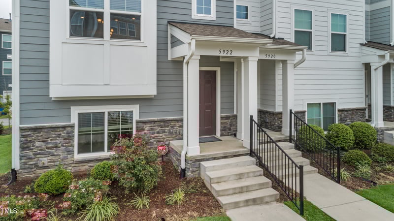 5922 Kayton St, Raleigh, NC 27616