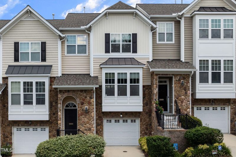 5922 Longeria Ct, Raleigh, NC 27612