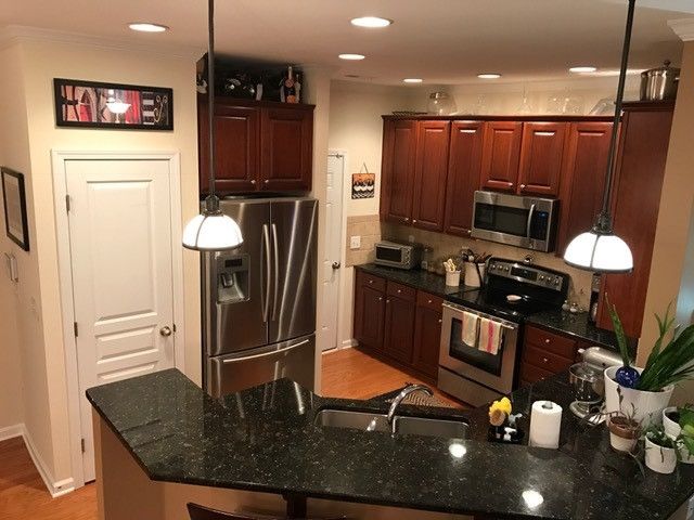 5924 Hourglass Ct, Raleigh, NC 27612