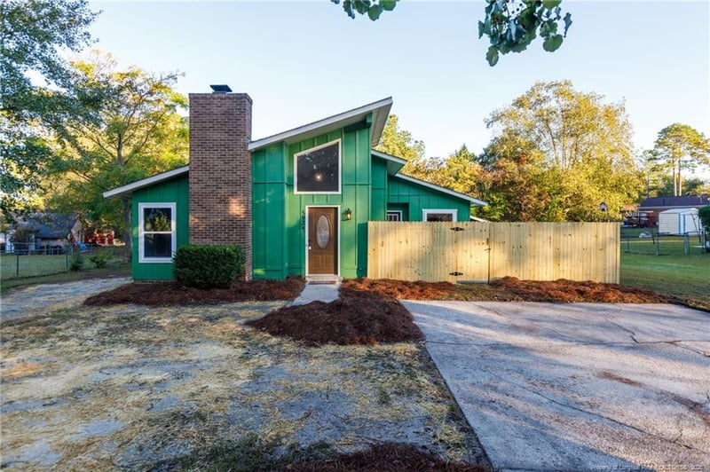 5924 Lakeridge Dr, Fayetteville, NC 28304