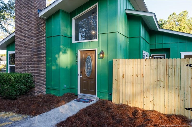 5924 Lakeridge Dr, Fayetteville, NC 28304