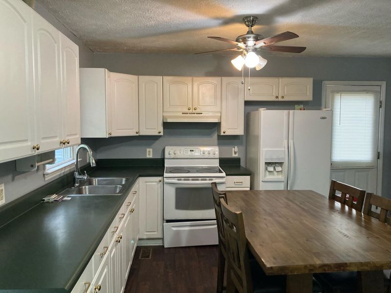 5924 Virgilina Rd, Roxboro, NC 27574
