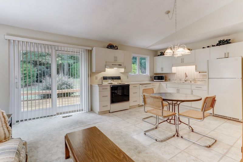 5925 Crabapple Rd, Durham, NC 27712