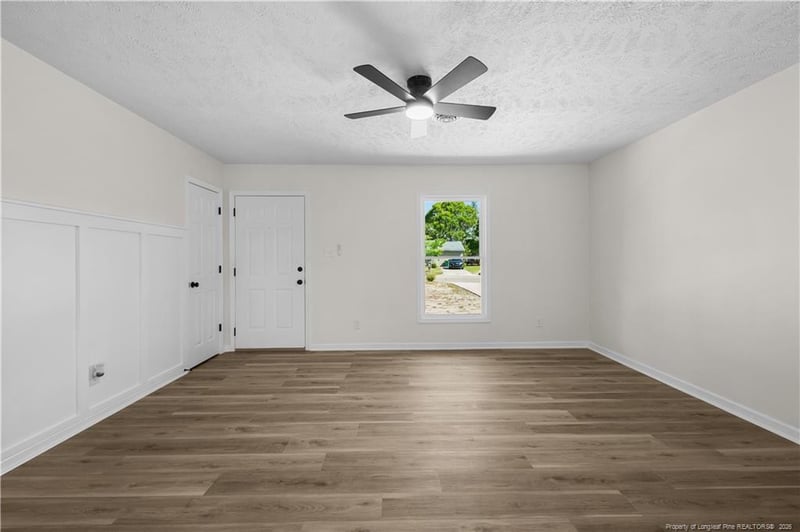 5925 Richfield Ave, Hope Mills, NC 28348