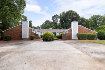 5925 Suncreek Ct, Raleigh, NC 27606