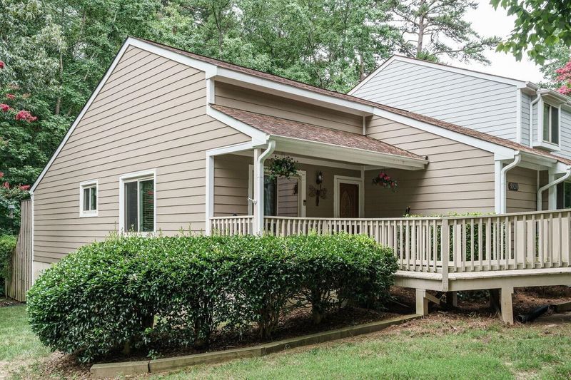 5928 Whitebud Dr, Raleigh, NC 27609
