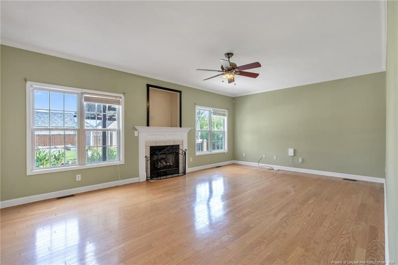5929 Lillytrotter Dr, Hope Mills, NC 28348