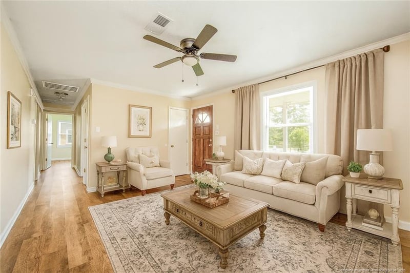 5929 Spinner Rd, Hope Mills, NC 28348