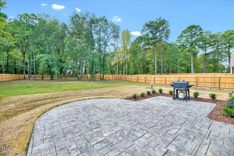 593 Whistle Post Dr, Selma, NC 27576