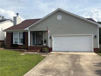 5931 Gist Pl, Fayetteville, NC 28306