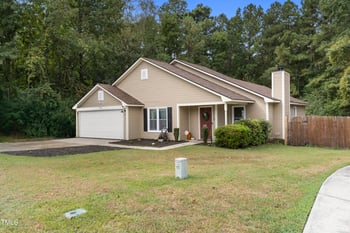 5931 Hotspur Pl, Fayetteville, NC 28306