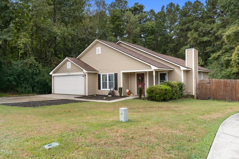 5931 Hotspur Pl, Fayetteville, NC 28306