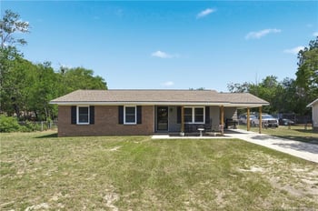 5931 Spinner Rd, Hope Mills, NC 28348