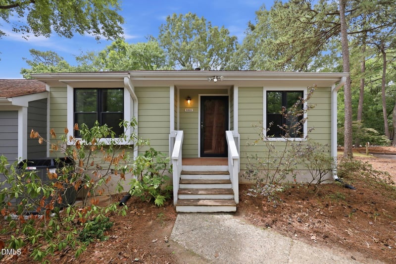 5932 Carmel Ln, Raleigh, NC 27609