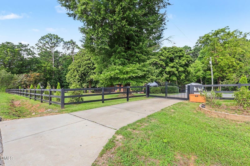 5932 Johnson Pond Rd, Fuquay Varina, NC 27526