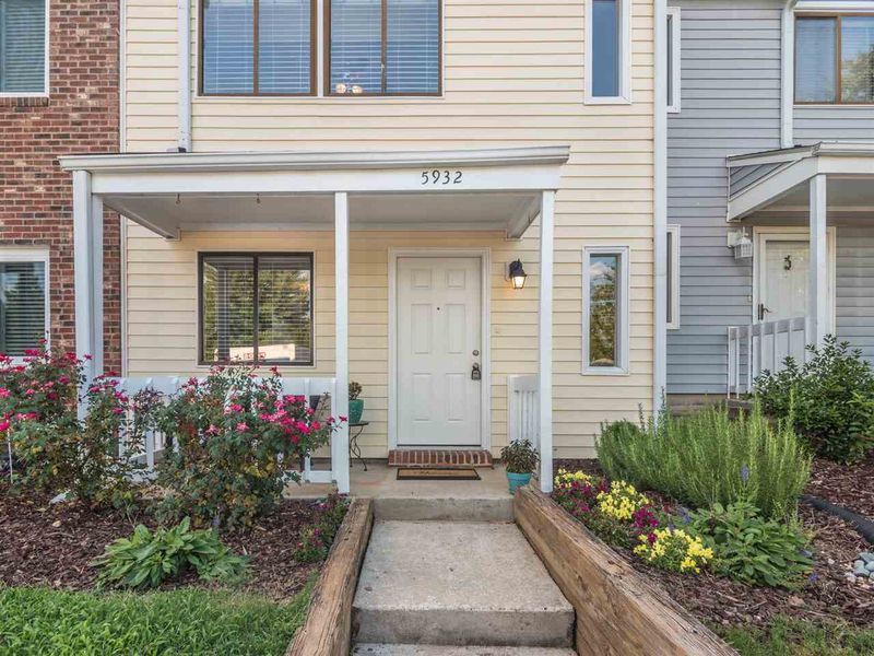 5932 Shady Grove Cir, Raleigh, NC 27609
