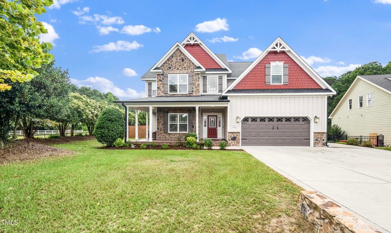 5933 Rounder Ln, Holly Springs, NC 27540
