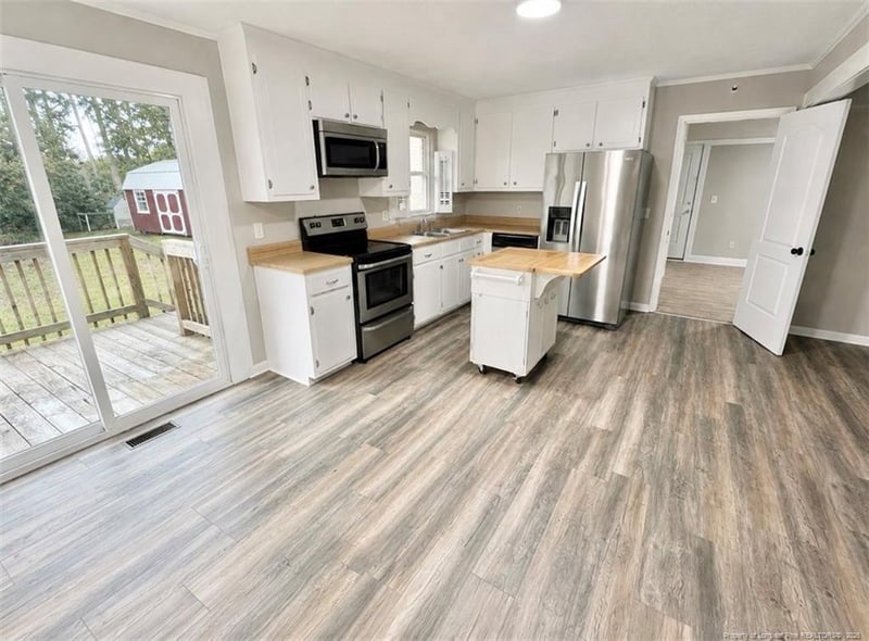 5934 Braxton Rd, Hope Mills, NC 28348