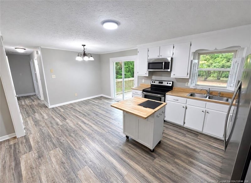 5934 Braxton Rd, Hope Mills, NC 28348