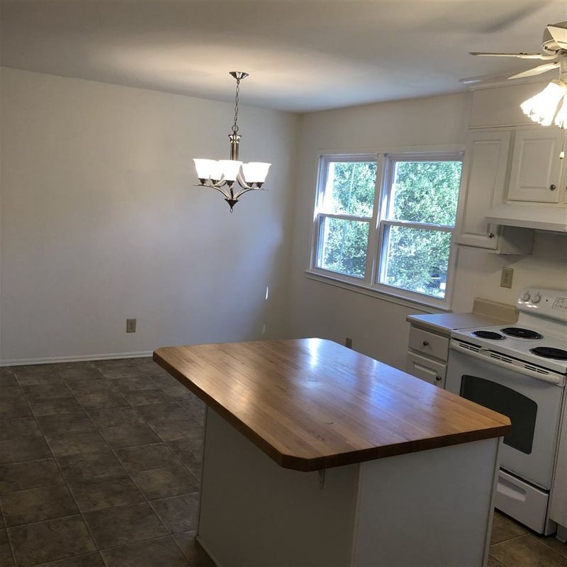 5936 Hills Dr, Raleigh, NC 27609