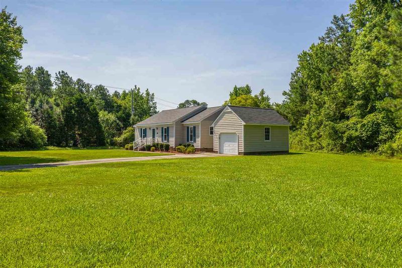5936 Phillips Landing Dr, Wake Forest, NC 27587