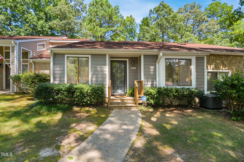 5937 Carmel Ln, Raleigh, NC 27609