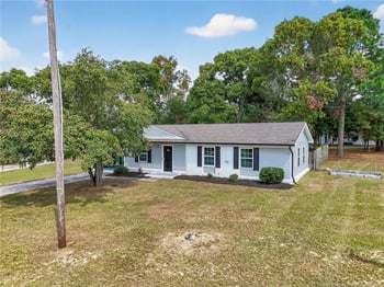 5937 Spinner Rd, Hope Mills, NC 28348