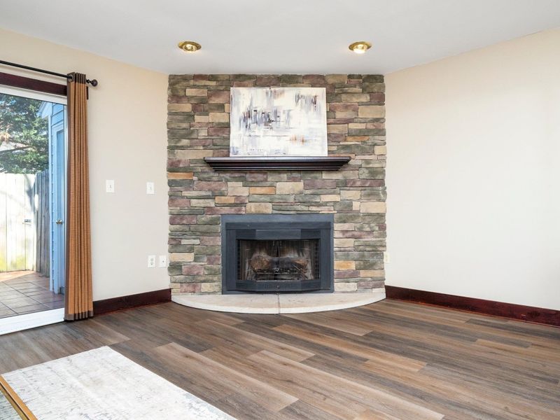 5938 Shady Grove Cir, Raleigh, NC 27609