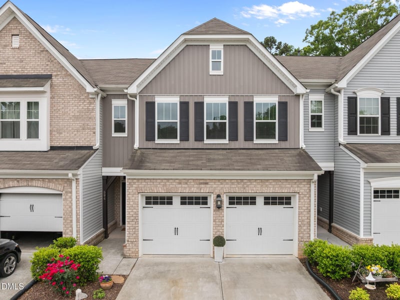 594 Historic Dr, Hillsborough, NC 27278