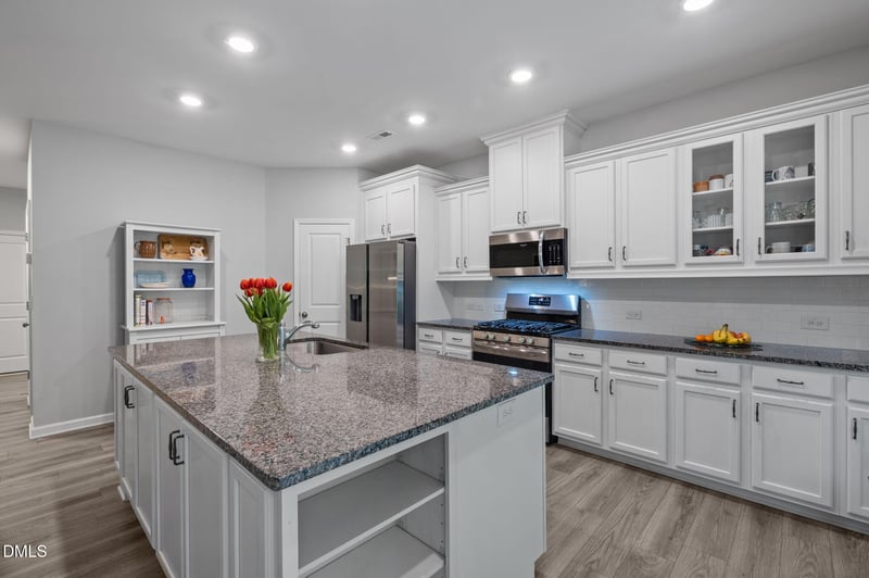 594 Historic Dr, Hillsborough, NC 27278