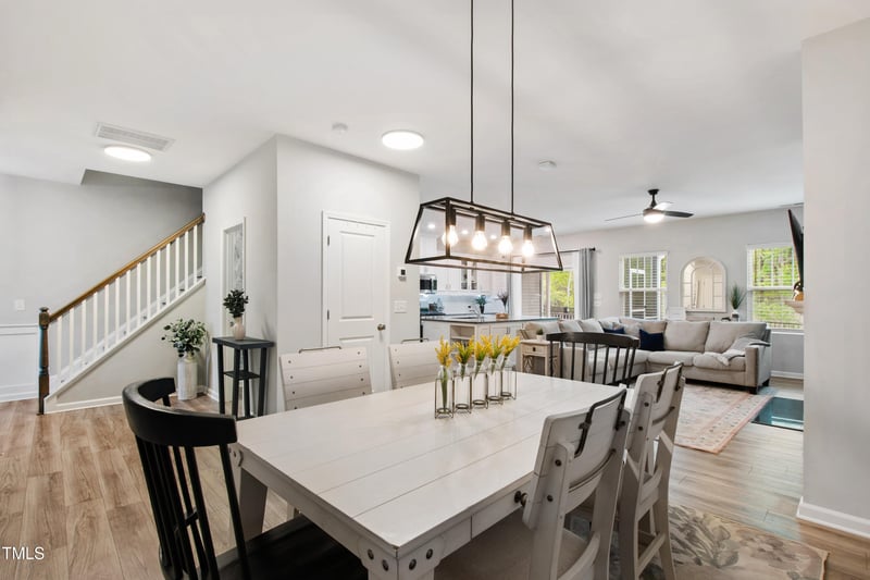 594 Historic Dr, Hillsborough, NC 27278