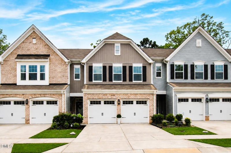 594 Historic Dr, Hillsborough, NC 27278