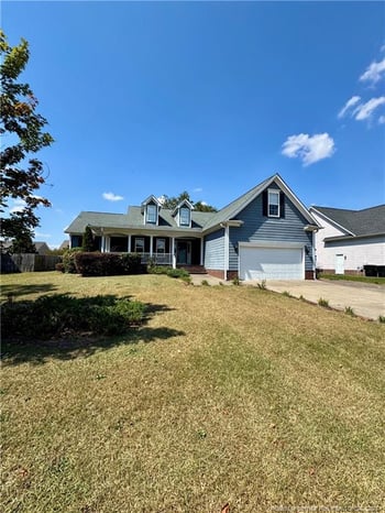5940 Blue Sky Ln, Hope Mills, NC 28348