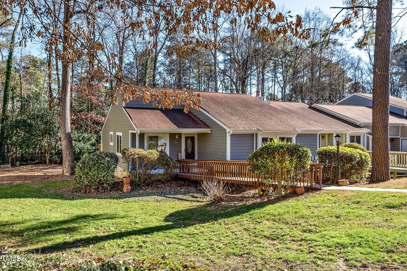 5940 Whitebud Dr, Raleigh, NC 27609